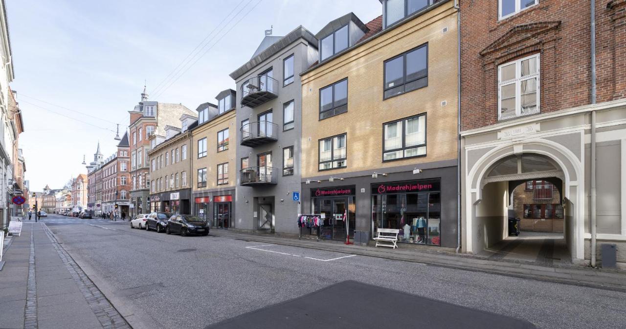 Adnana - Apartment suite 1 Aalborg Center Exterior foto